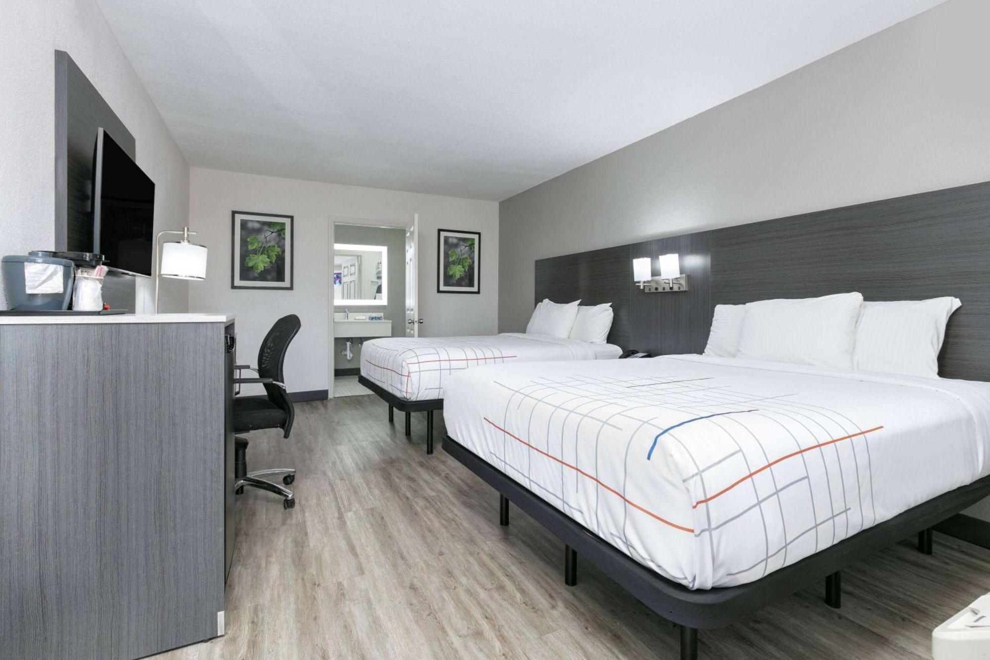 La Quinta Inn By Wyndham Dallas Uptown Exterior foto